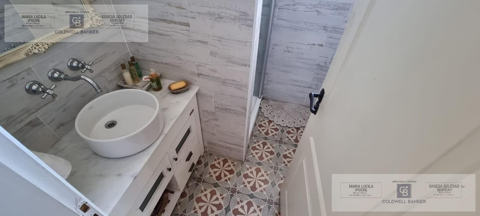 Venta casa chacra 4 ambientes Barrio La Catalina Carlos Keen Lujan