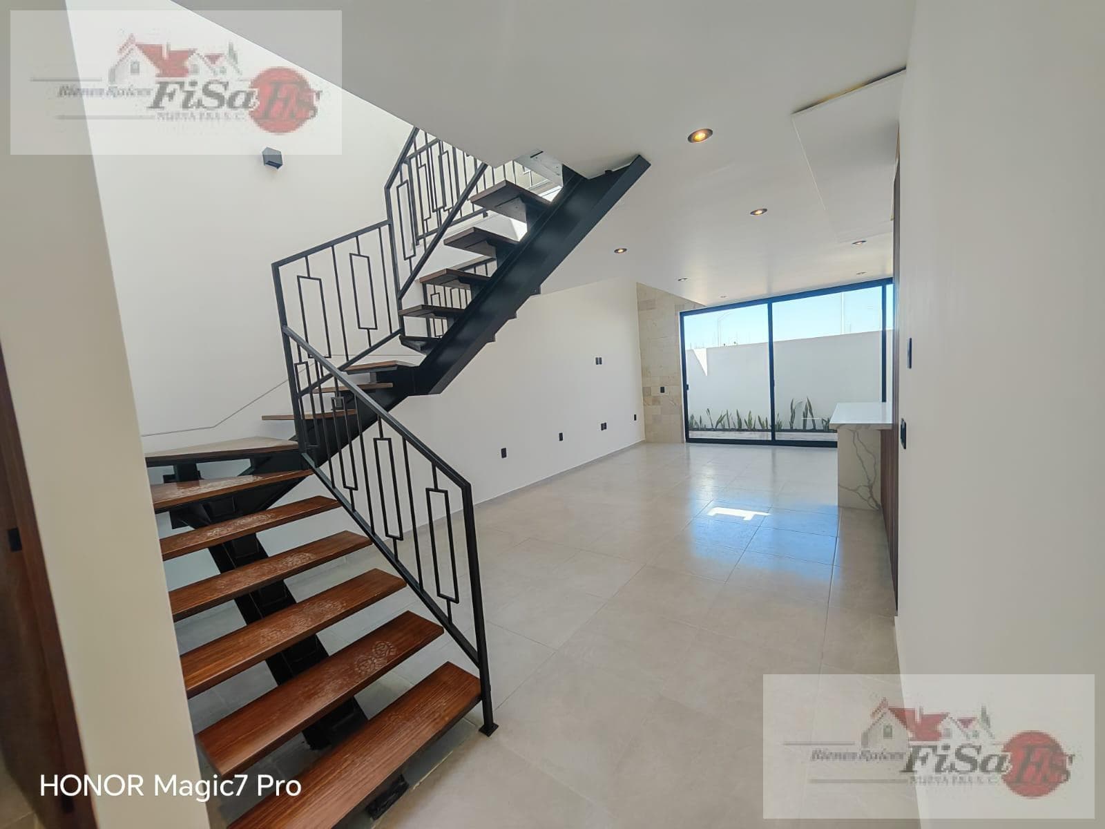 HOUSE FOR SALE SANTUARIA