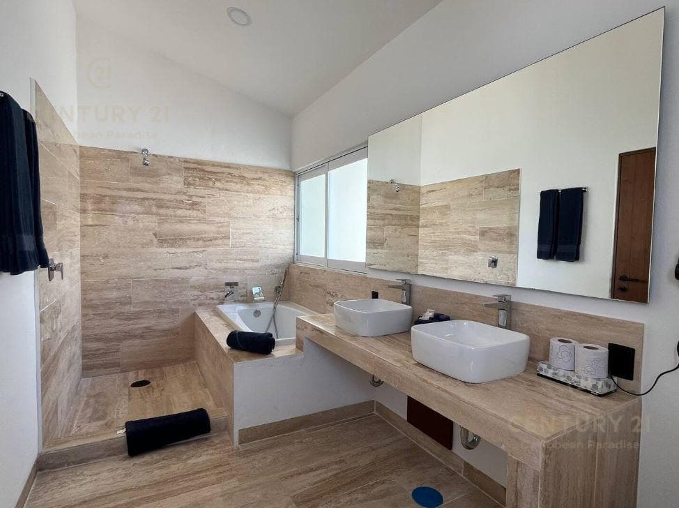 Penthouse 3 Recamaras en Renta con Vista al Mar | Condominio Solymar Cancun | C3957