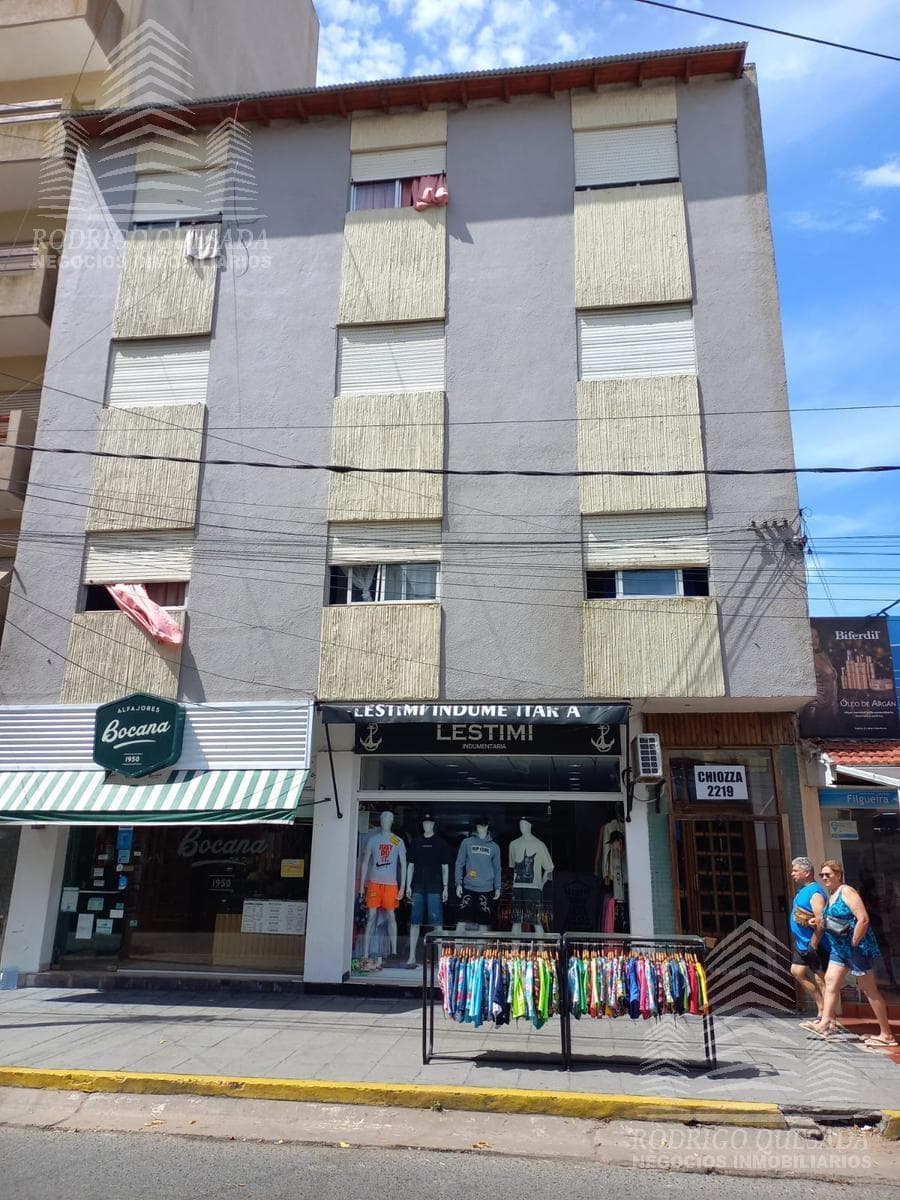 Centrally located studio apartment with an ocean view!!