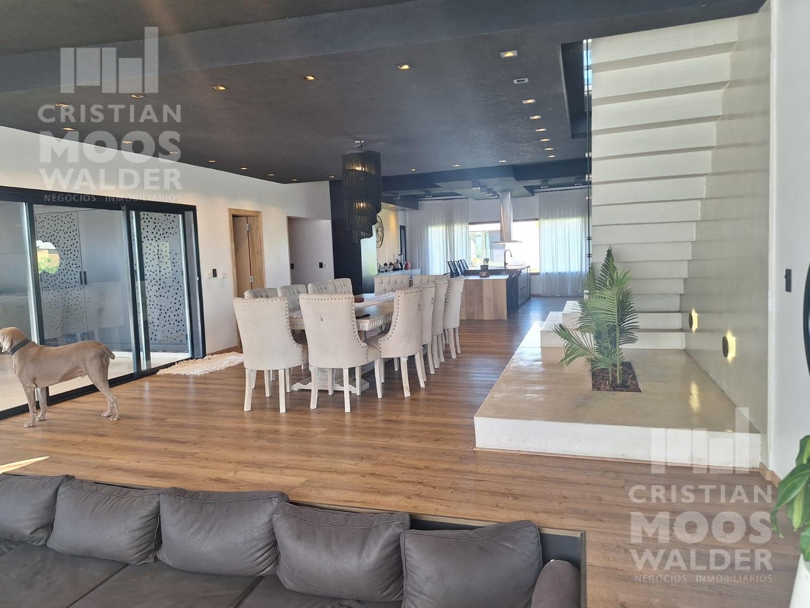 House in Canton Islas: 5 bedrooms, an exclusive property overlooking the lagoon.