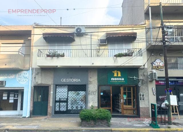 PH Departamento y Local en zona estacion de tren Jose Marmol.