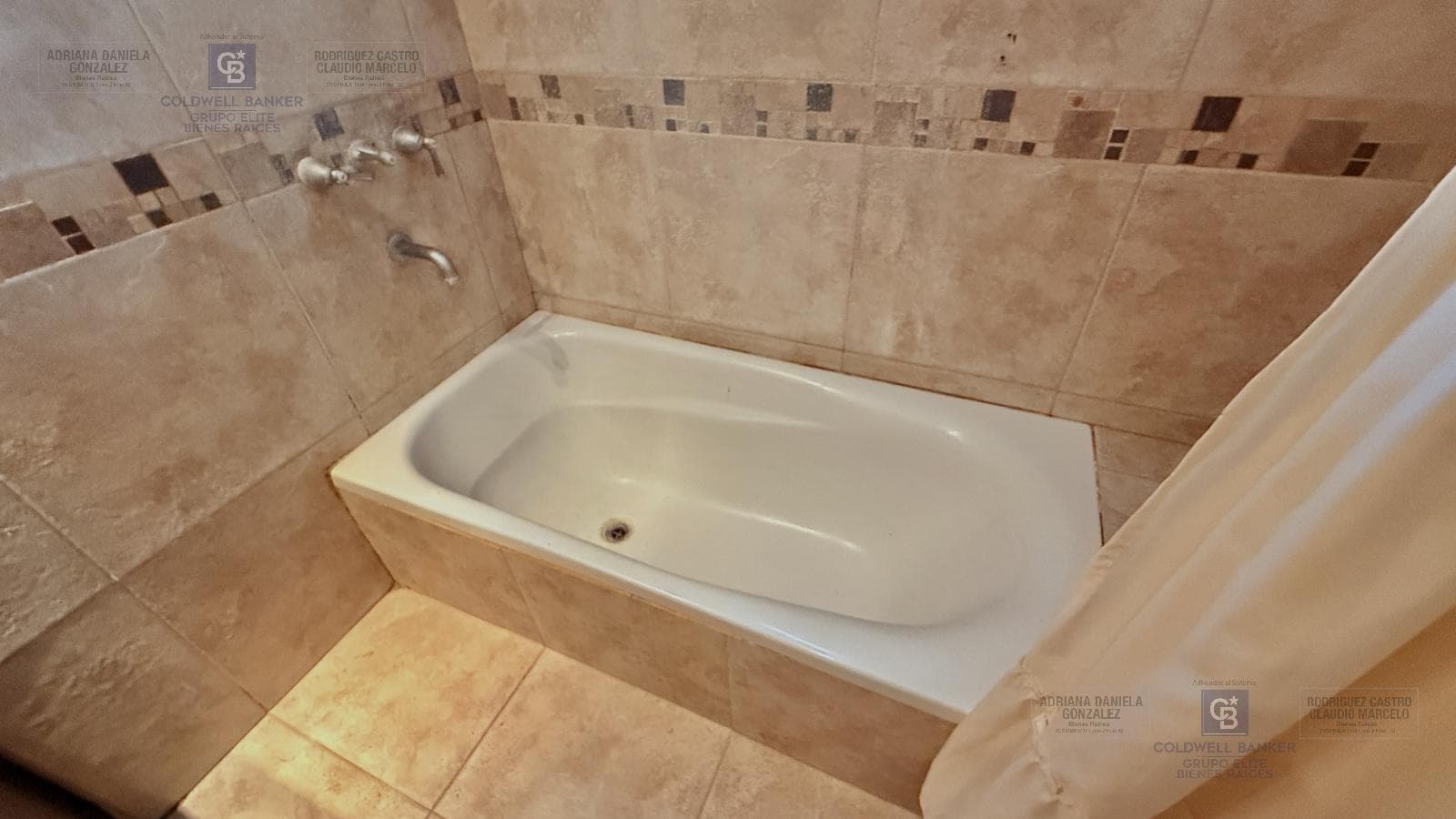 Venta casa 5 ambientes en Barrio Cerrado El Chamical Villa Espil San Andres de Giles