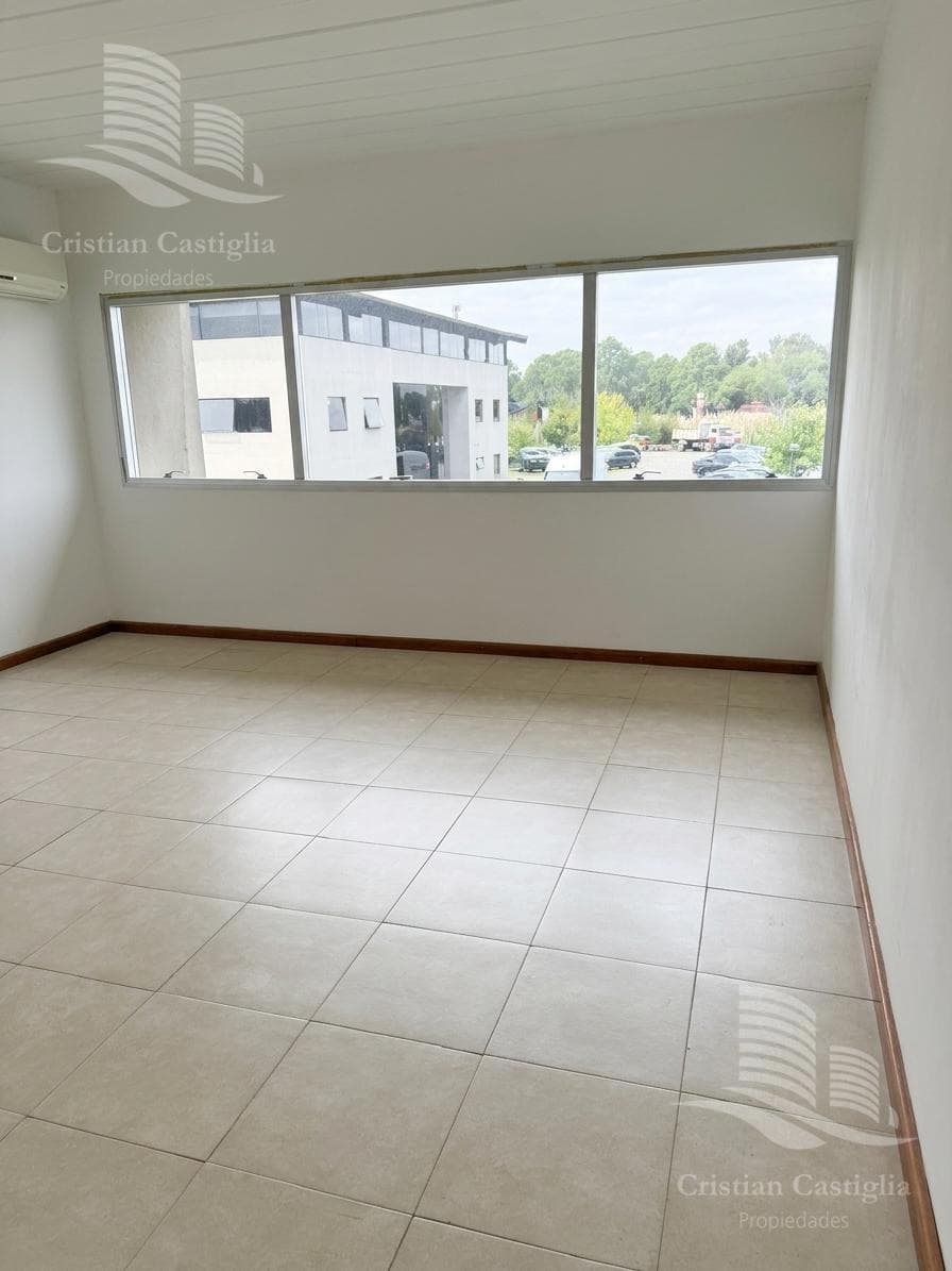 Office at Riviera Park