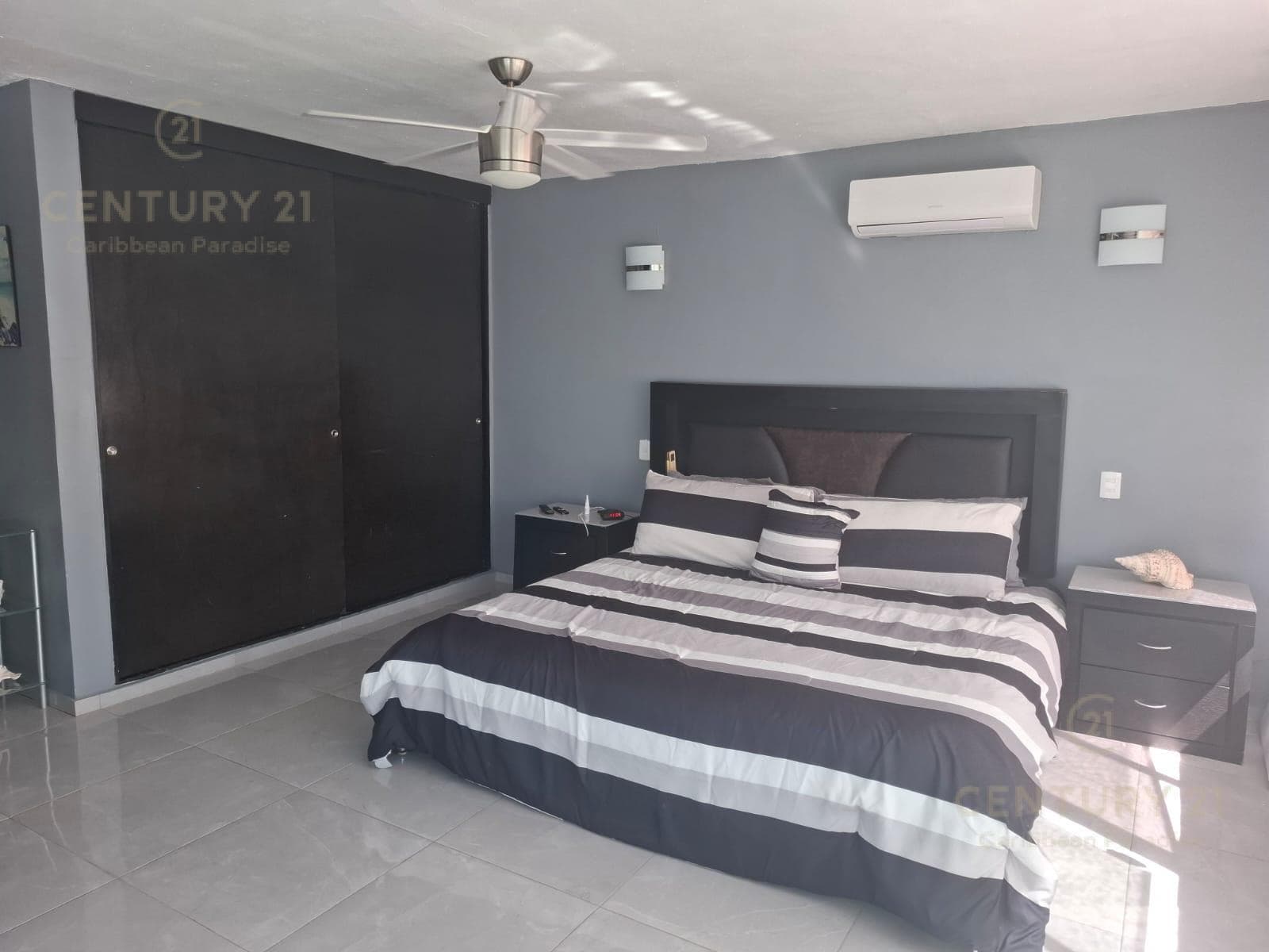 ortunidad de inversión Penthouse 3 REC Centro , pasos de la playa P4369