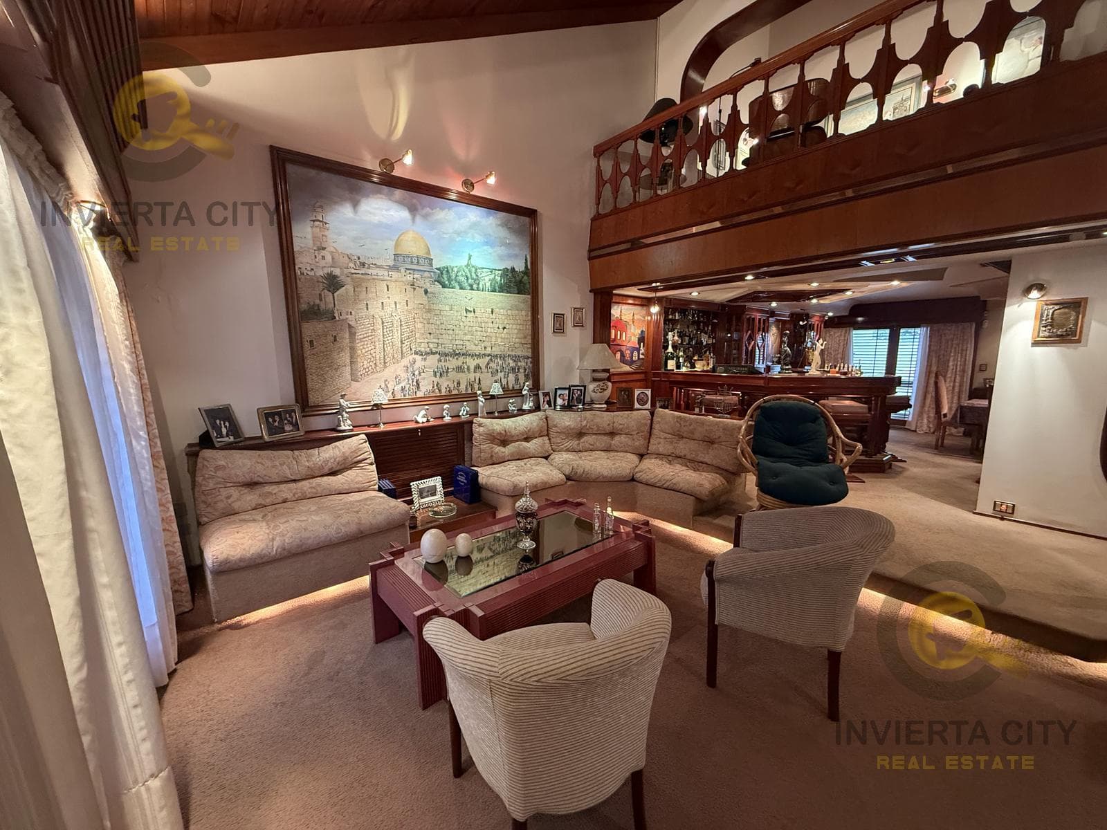 Stunning corner house in Cofico for sale and rent; suitable for commercial use