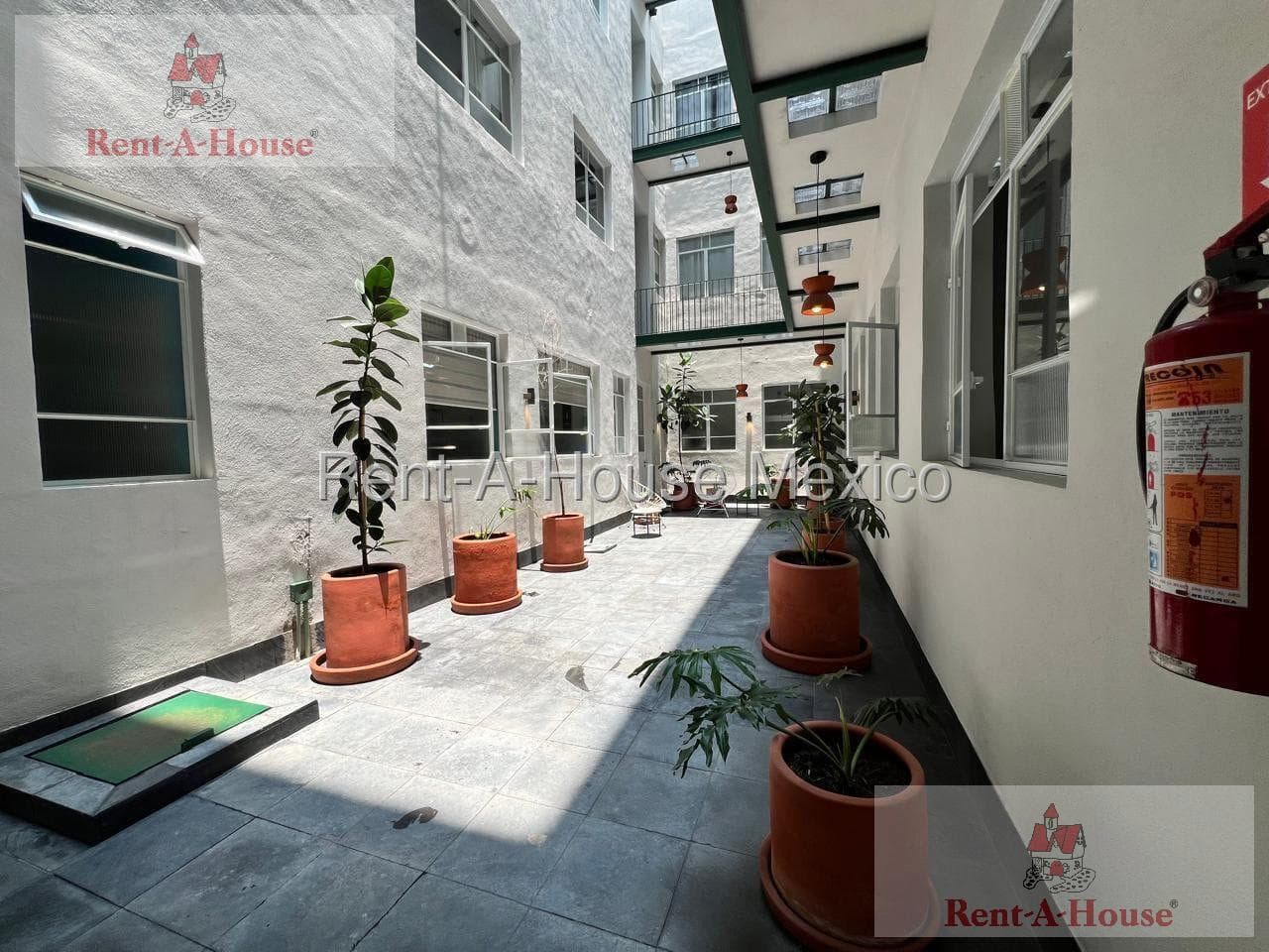 Apartment for Sale in San Rafael Cuauhtémoc, GIS 25-2508