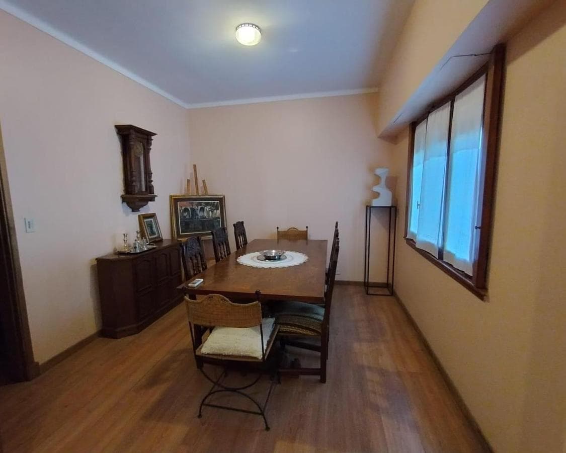 FOR SALE - 4-Bedroom House in Martínez, with Garden, Pool, and 3-Car Garage