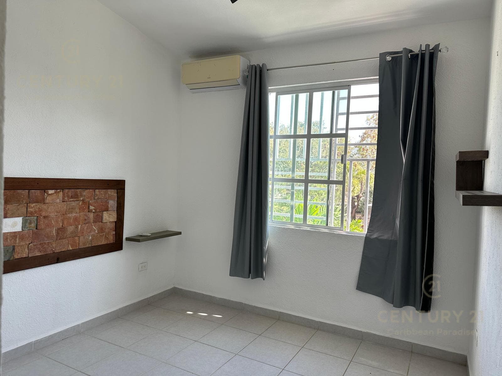 Se Renta Casa Semiameblada 3R en Playa del Carmen