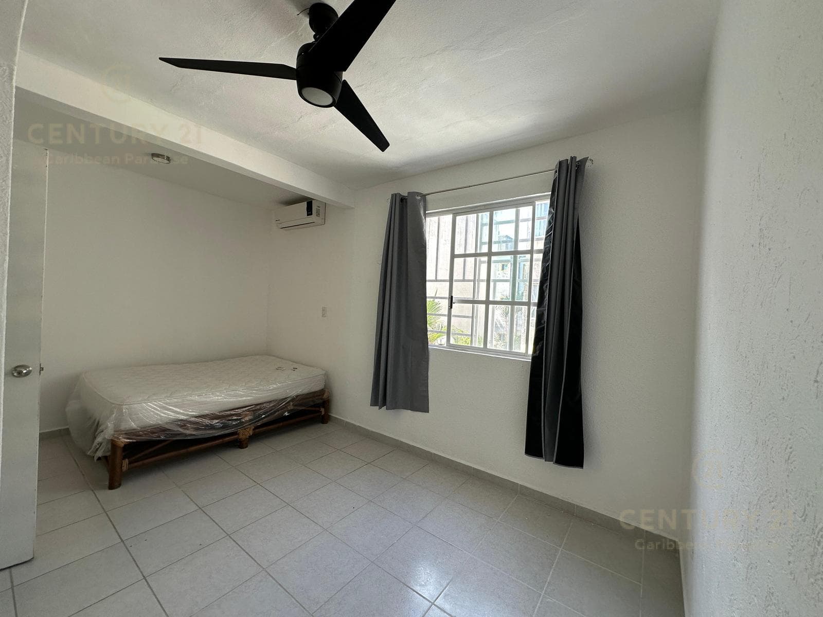 Se Renta Casa Semiameblada 3R en Playa del Carmen