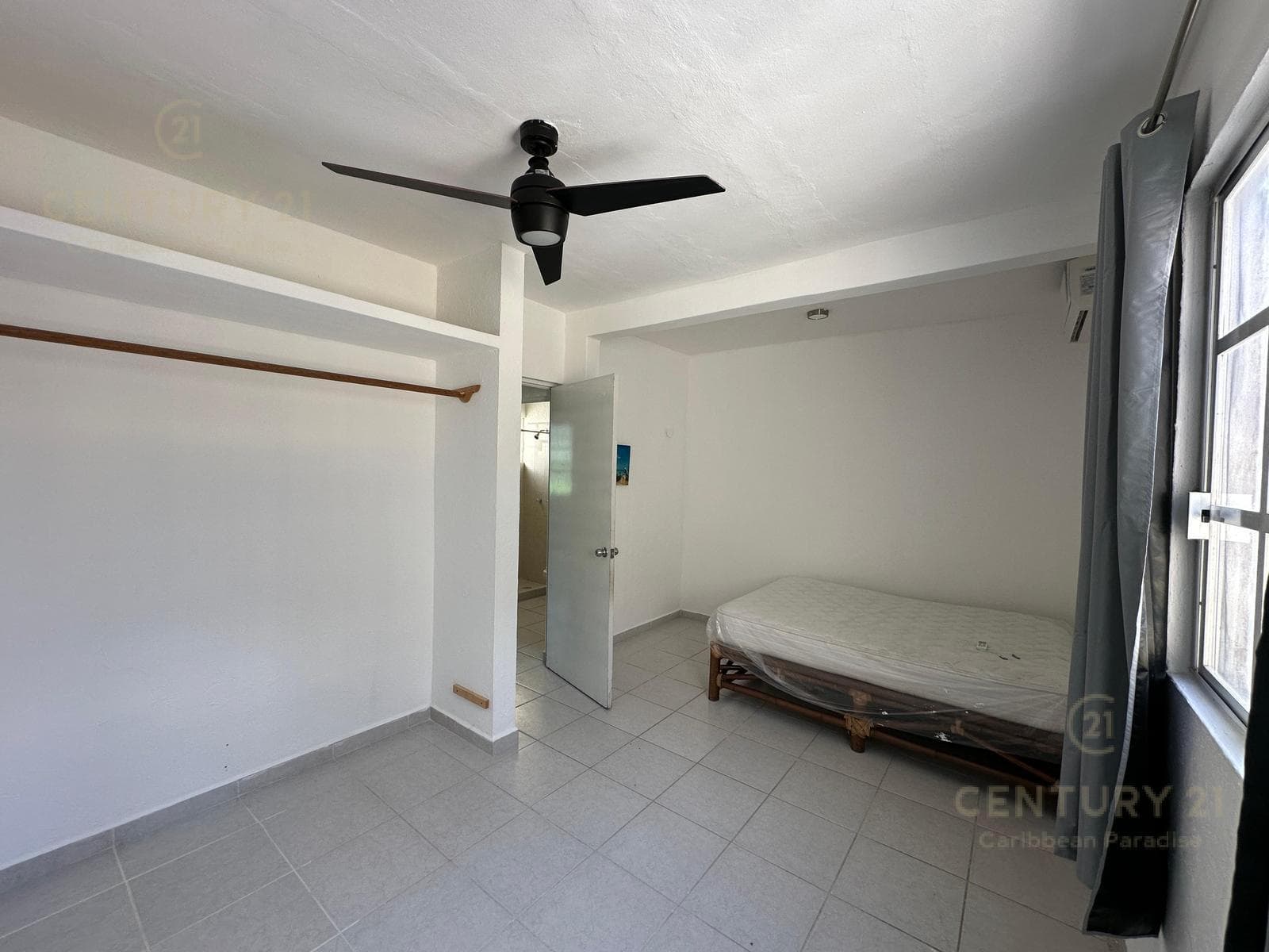 Se Renta Casa Semiameblada 3R en Playa del Carmen