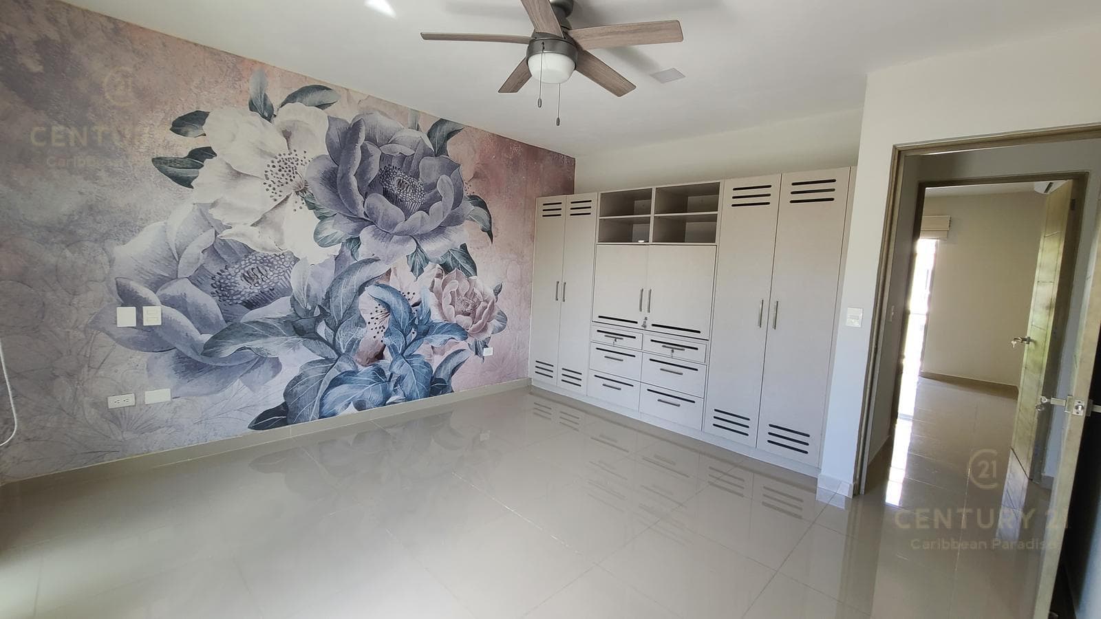 Hermoso departamento amplio en venta en Playa del Carmen Residencial Luxia P4389