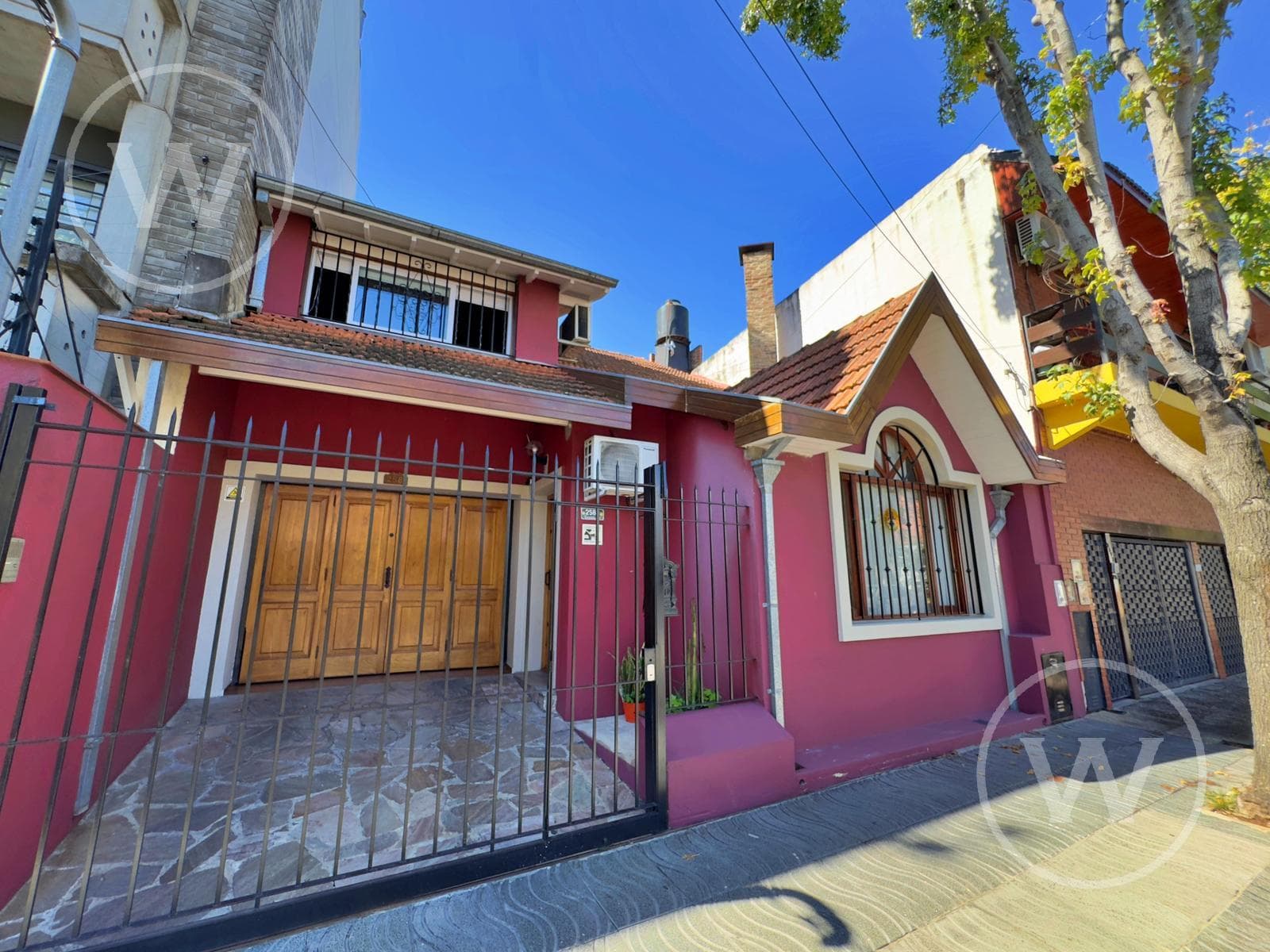 Villa | 3 Bedrooms | Office | Garden | Garage | Victoria-San Fernando