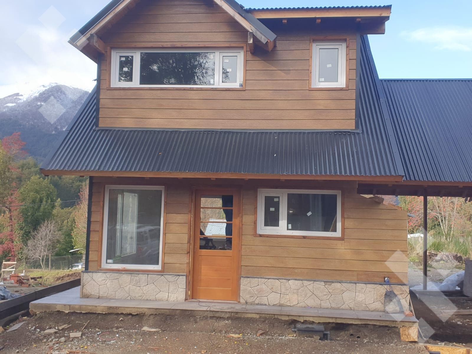 2-Bedroom Cabin for Sale, Villa La Angostura