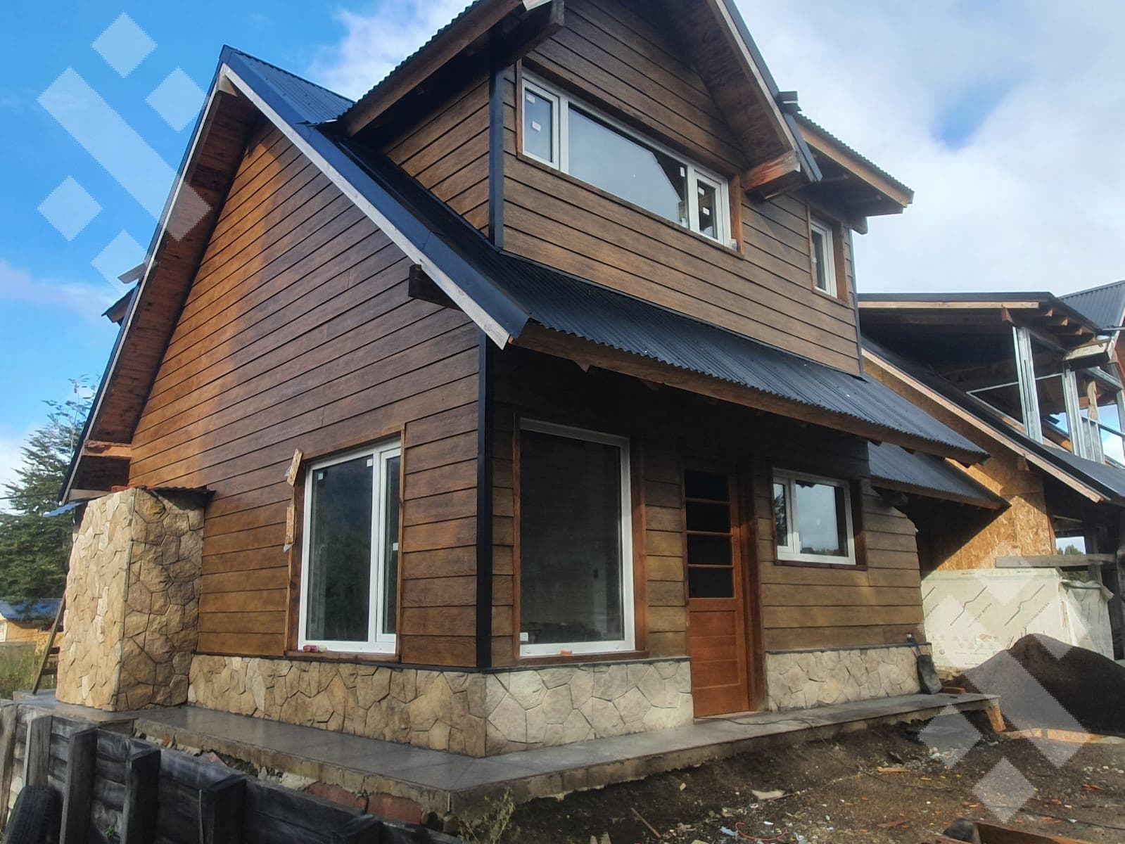 2-Bedroom Cabin for Sale, Villa La Angostura