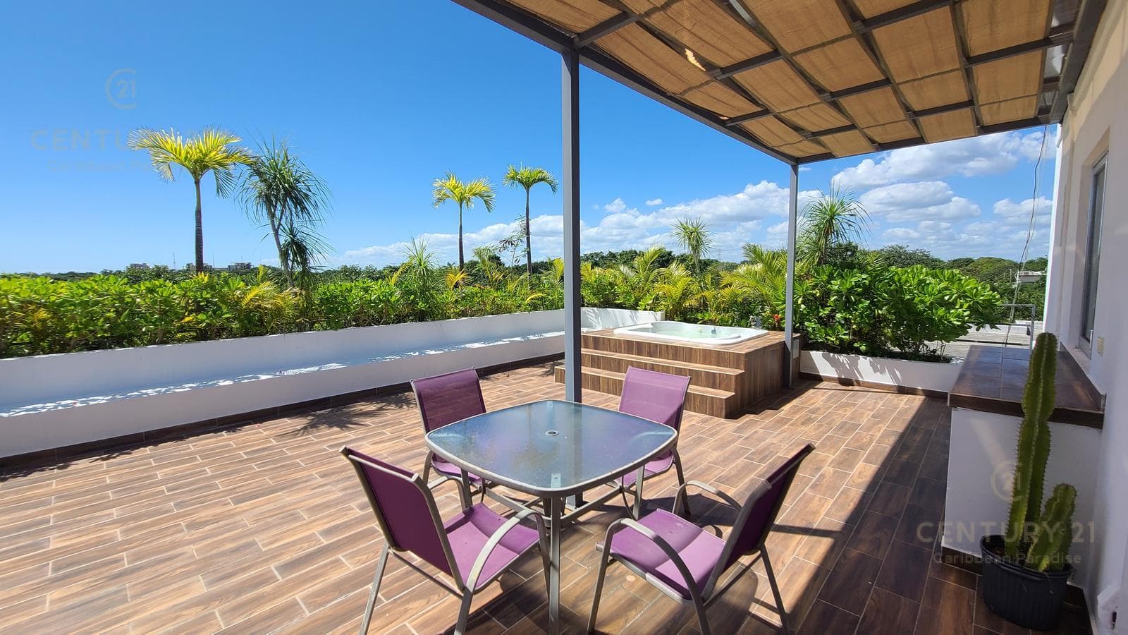 Amplio penthouse de 3 rec con roof top en venta en Ocean Blue Playa del Carmen P4373