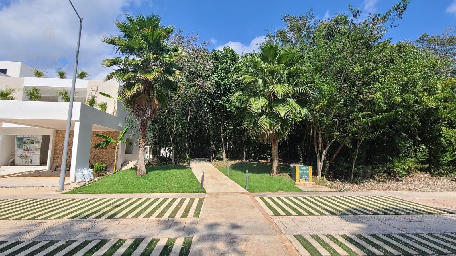 Hermosa casa en preventa en Residencial Senderos Mayakoba en Playa del Carmen P4400