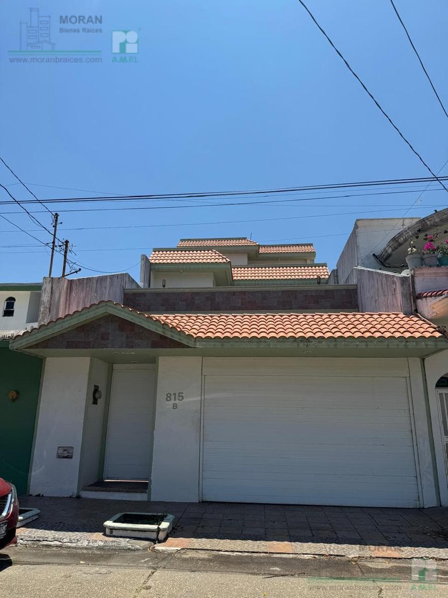 House for Sale in Colonia Petrolera