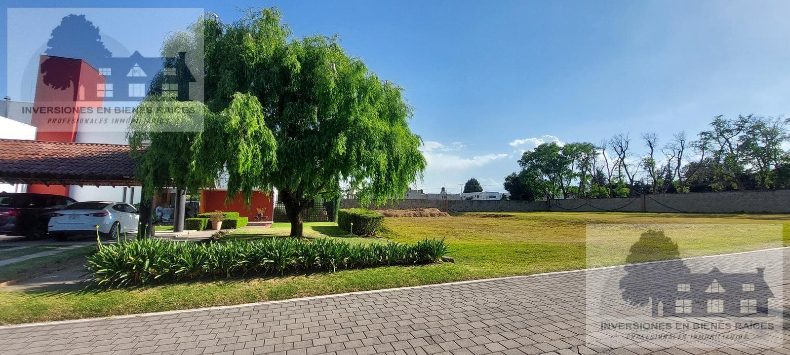 Live in Style: Home for Sale Just a Few Blocks from Av. Tecnológico in Metepec