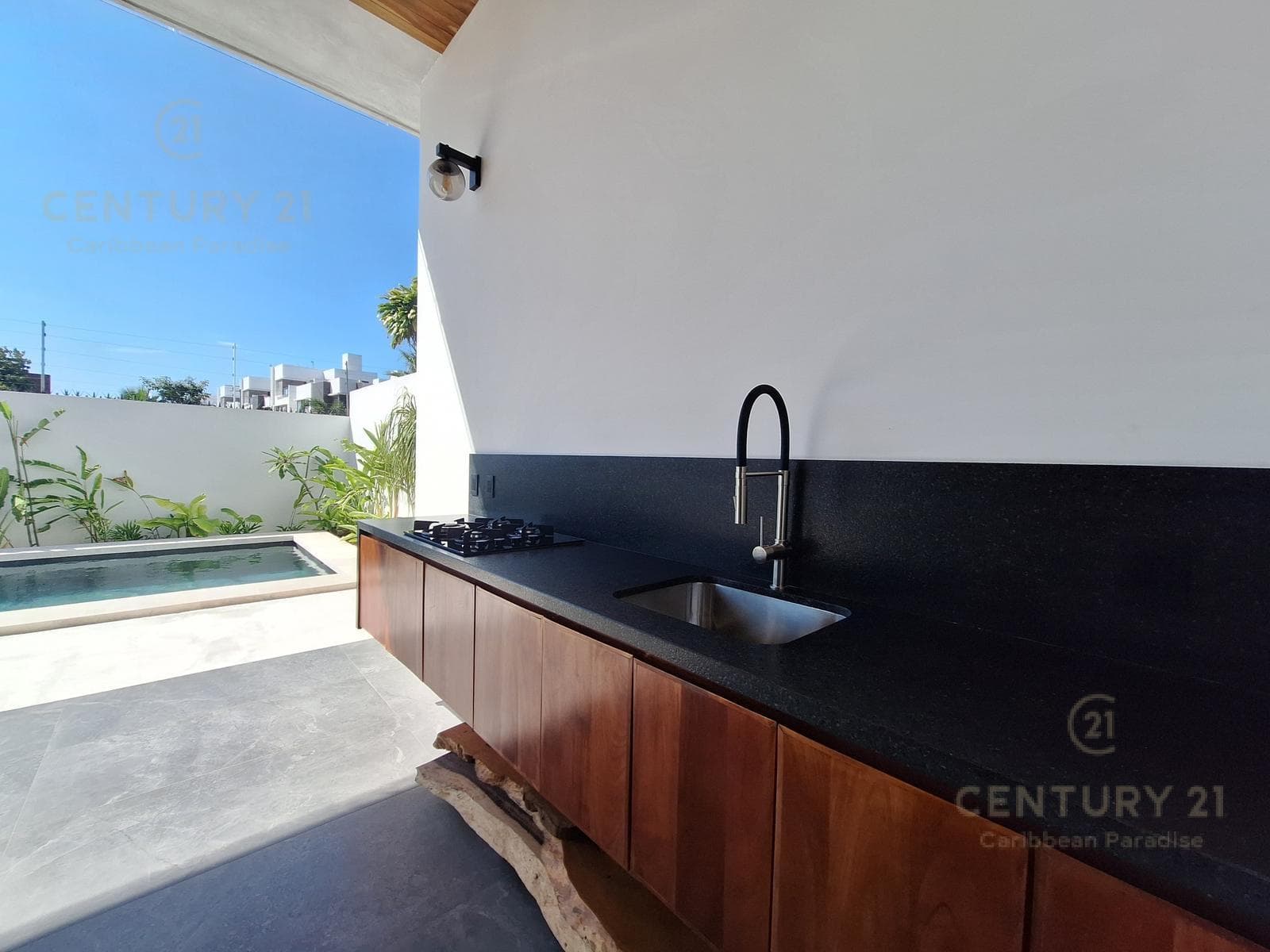 Casa de Lujo de 4 habitaciones 5 Baño, con acabados Finos en Venta en Playa Magna, Playa del carmen