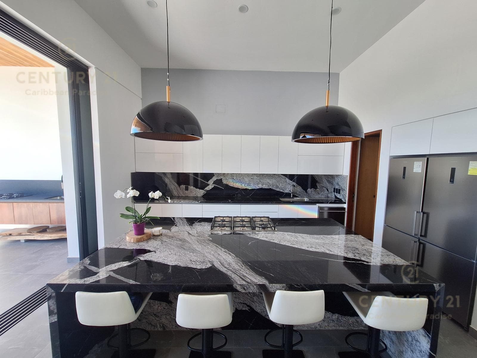 Casa de Lujo de 4 habitaciones 5 Baño, con acabados Finos en Venta en Playa Magna, Playa del carmen