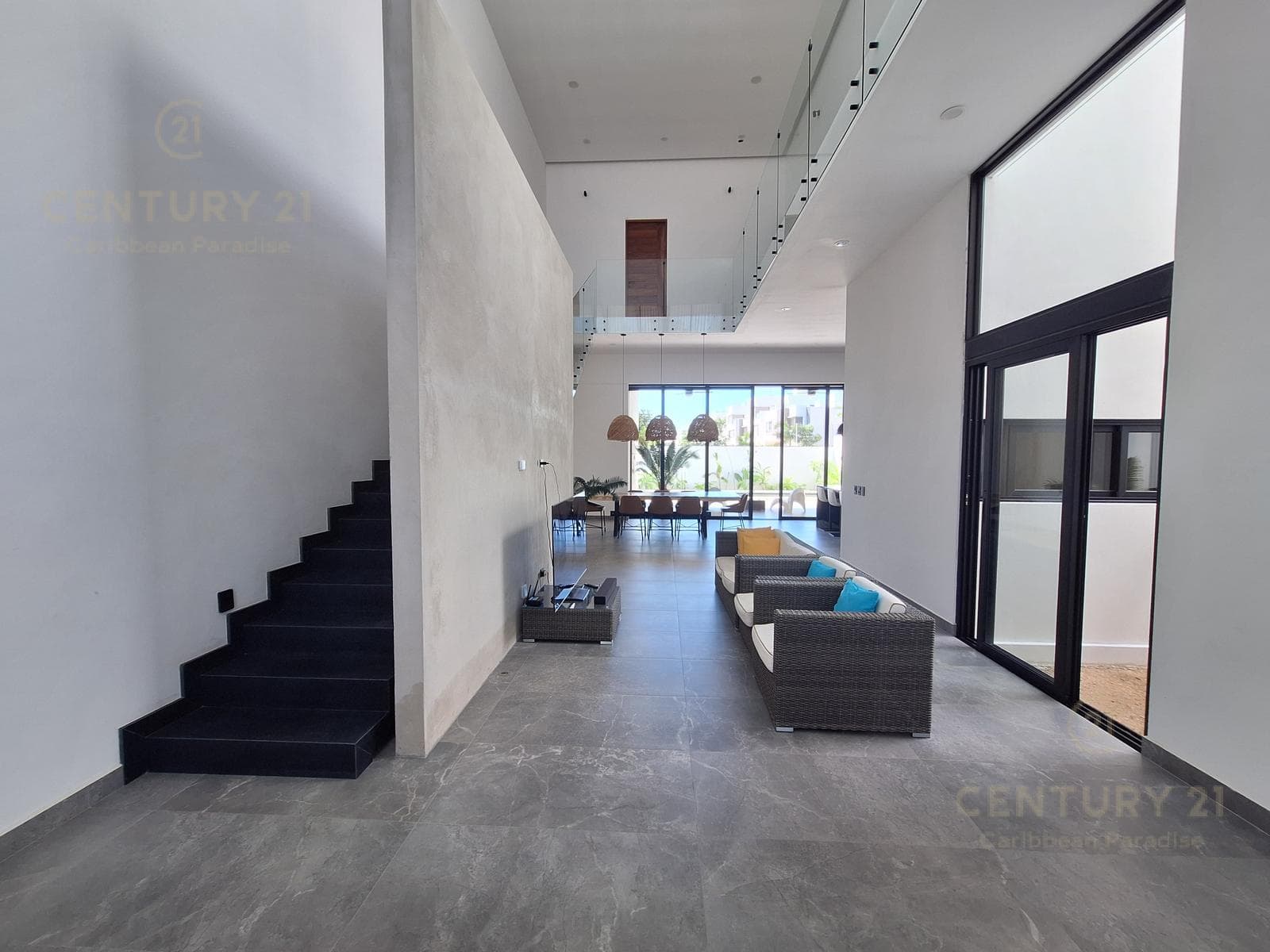 Casa de Lujo de 4 habitaciones 5 Baño, con acabados Finos en Venta en Playa Magna, Playa del carmen