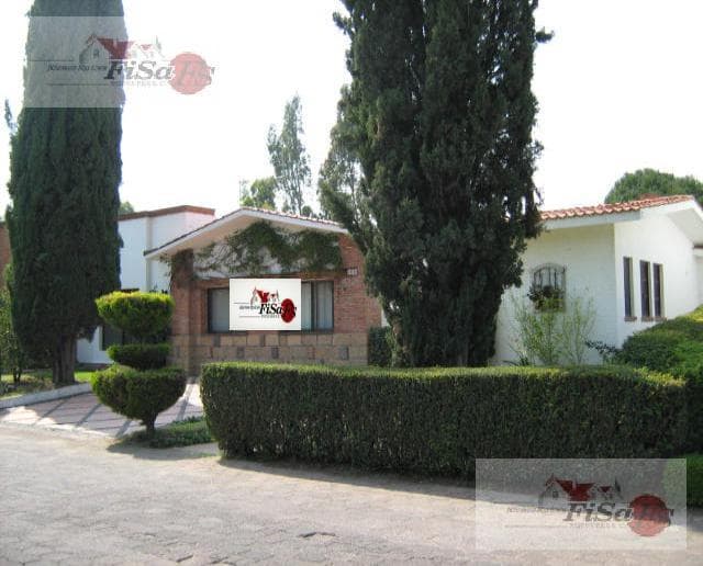 HOUSE FOR SALE ON PASEO DEL ABANICO