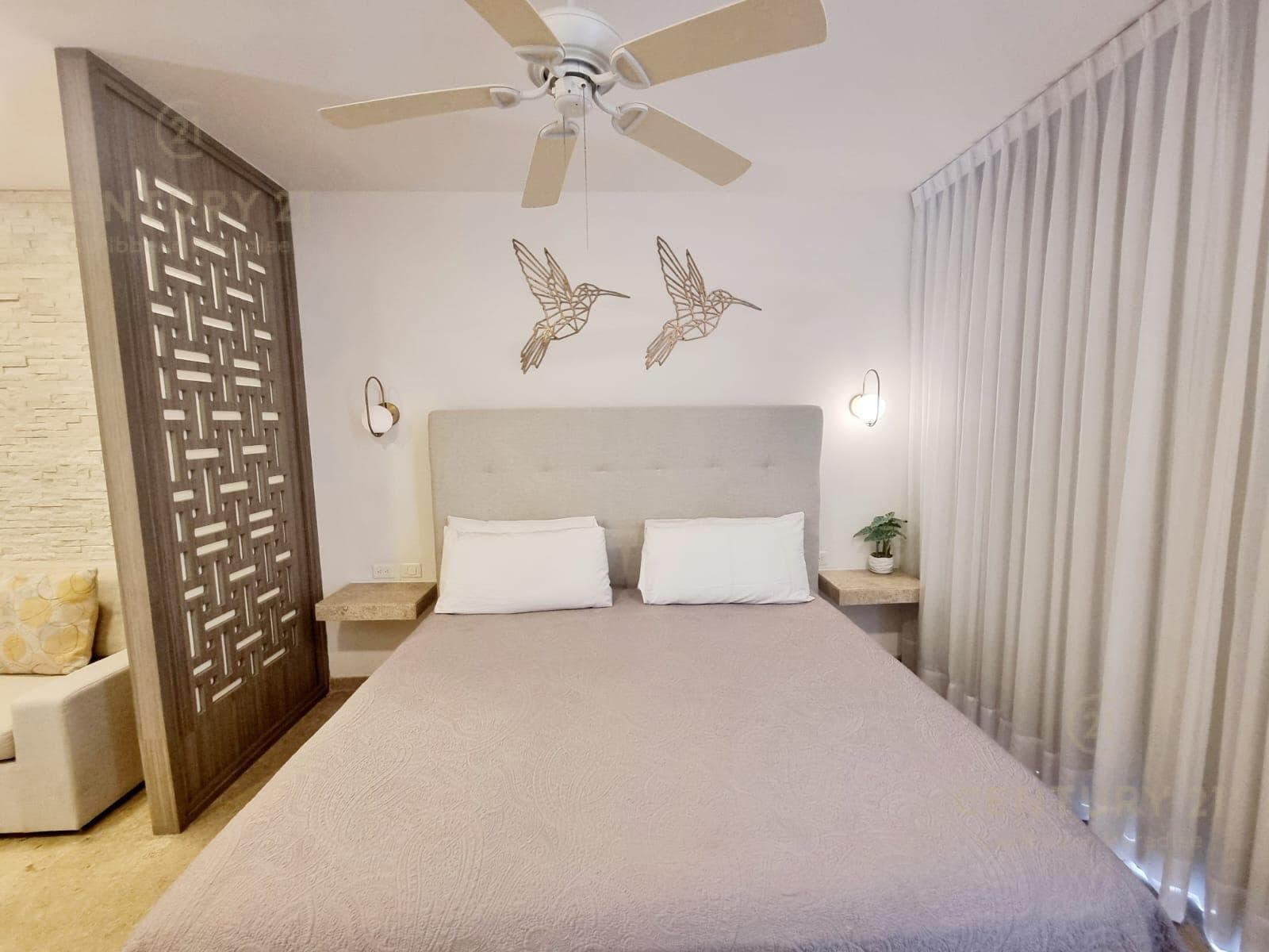Estudio en Venta | Pura Playa Condos | a 1 Minuto de la 5ta Av. ¡Lujo y Alta Rentabilidad! | P4465