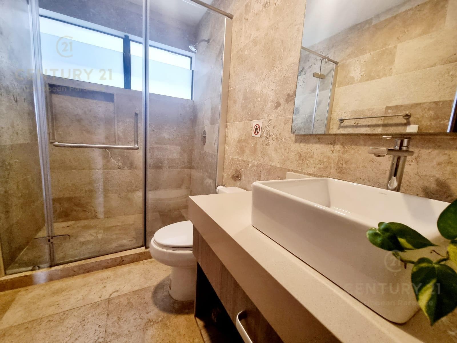 Estudio en Venta | Pura Playa Condos | a 1 Minuto de la 5ta Av. ¡Lujo y Alta Rentabilidad! | P4465