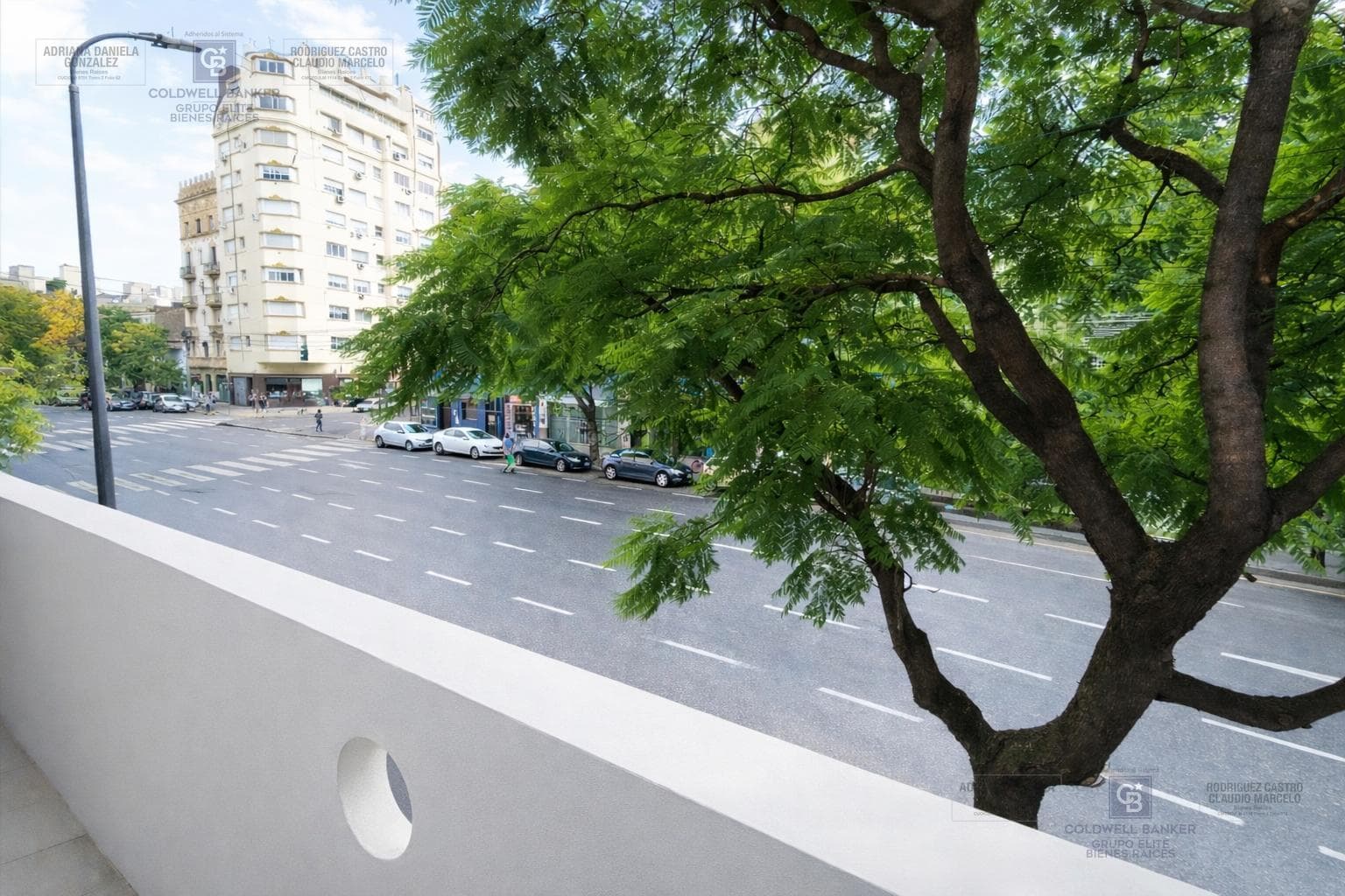 APARTMENT FOR SALE IN SAN CRISTOBAL: STUDIO APARTMENT WITH FRONT BALCONY