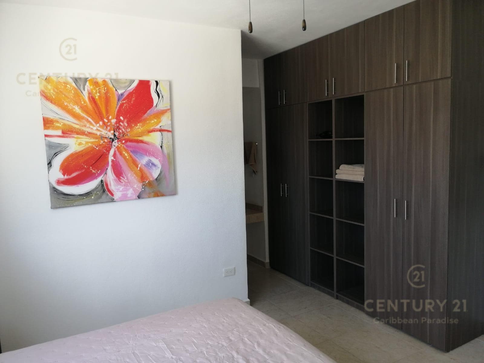 Departamento de 2 Recámaras en Venta en Liverté Cancún | Amueblado | C3992