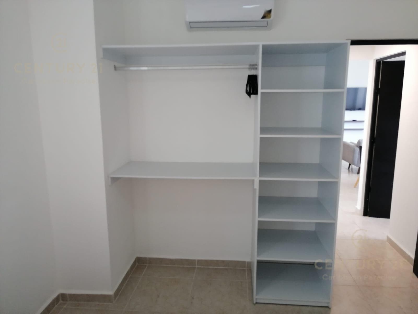 Departamento de 2 Recámaras en Venta en Liverté Cancún | Amueblado | C3992