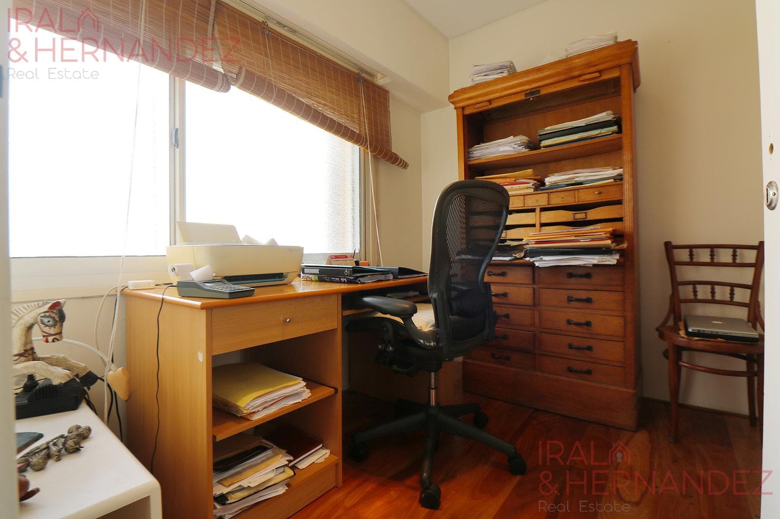 FOR SALE: 5-room apartment with terrace, barbecue area, and garage in La Isla, Recoleta