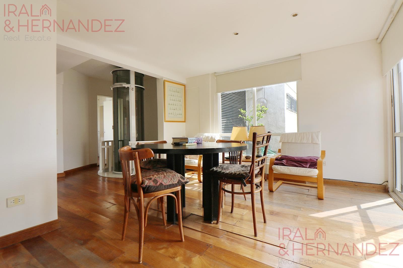 FOR SALE: 5-room apartment with terrace, barbecue area, and garage in La Isla, Recoleta