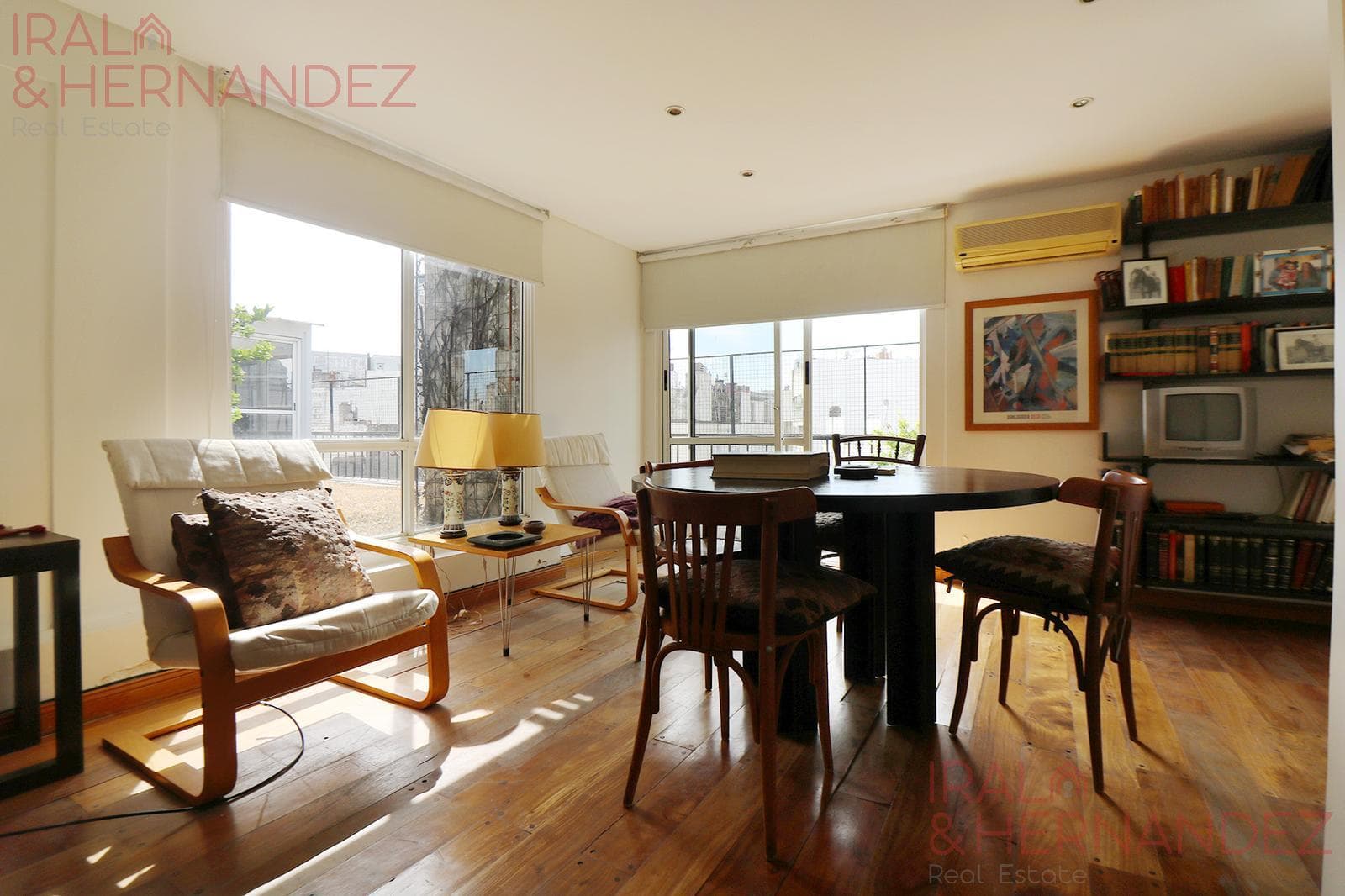 FOR SALE: 5-room apartment with terrace, barbecue area, and garage in La Isla, Recoleta