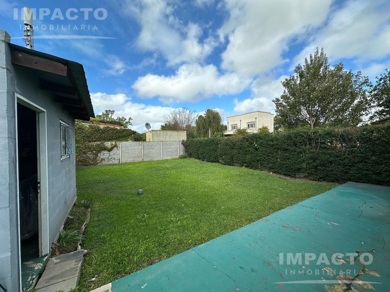 House for sale on Alejandro Petion Street, Cañuelas
