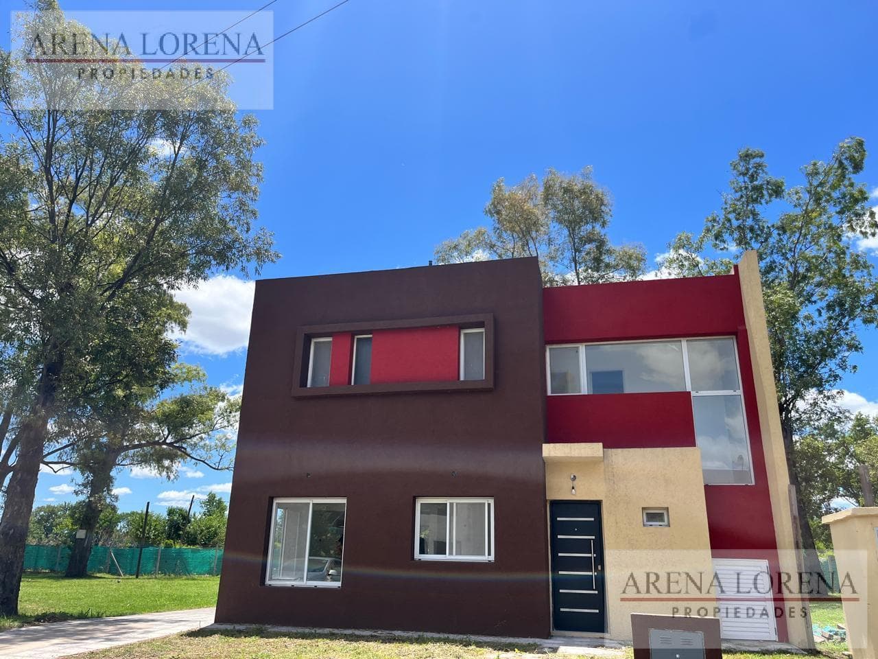 House for Sale in the Alvarez del Bosque Gated Community
