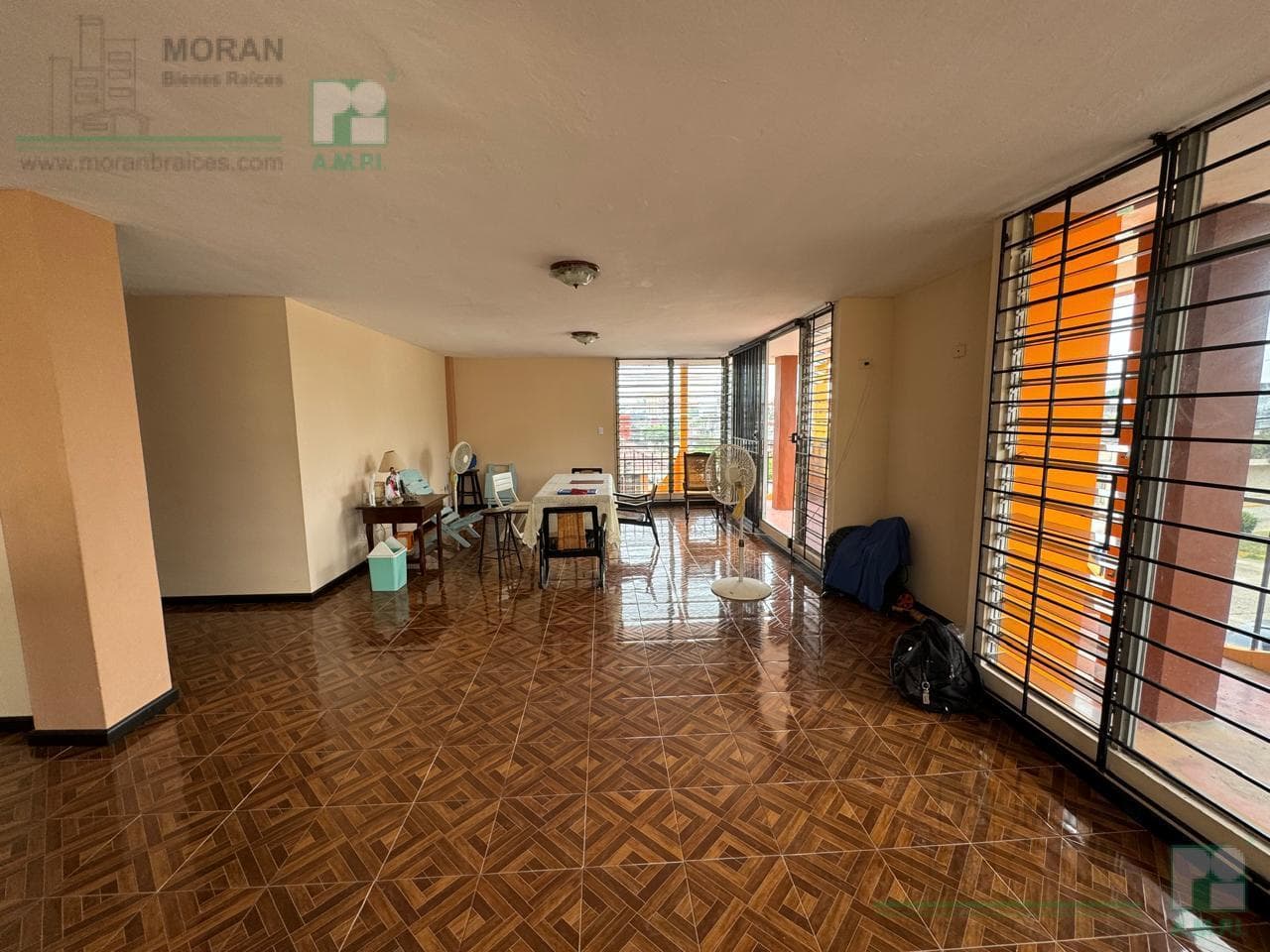 Corner house in downtown Coatzacoalcos