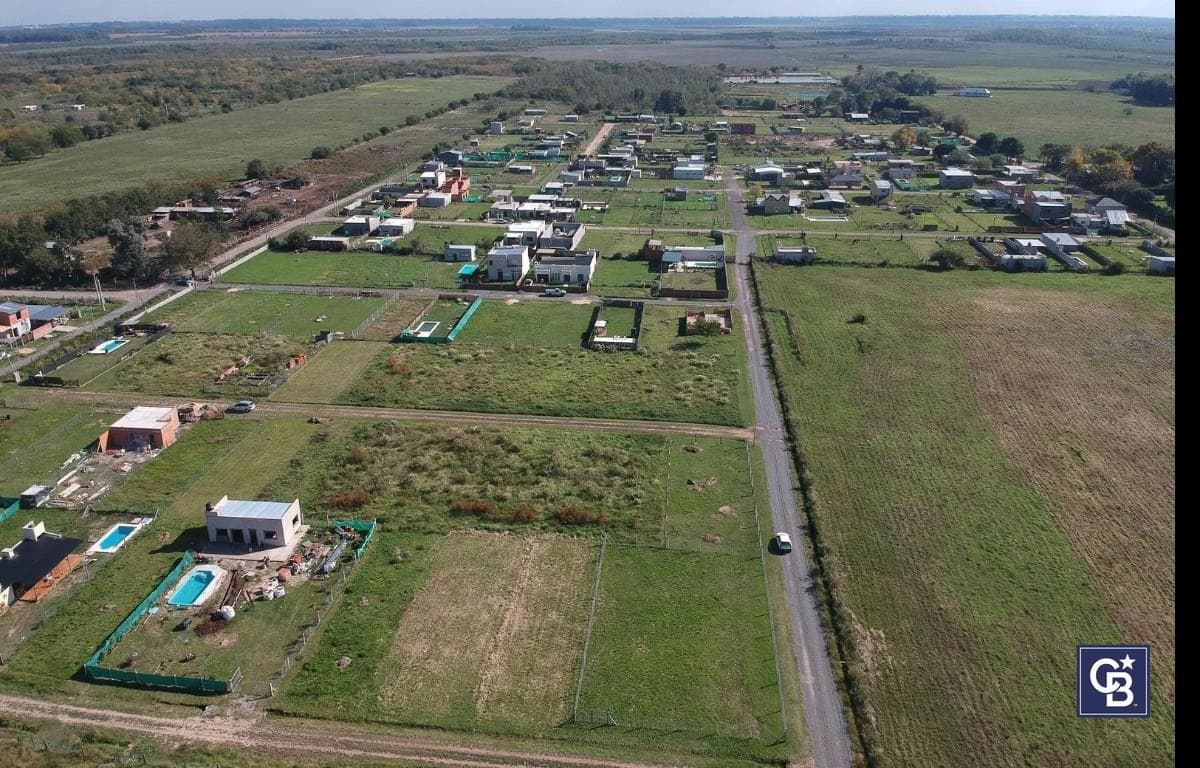 300 m² lot for sale, with financing starting at USD 13,000, in the semi-gated Overo 2 neighborhood, Pilar