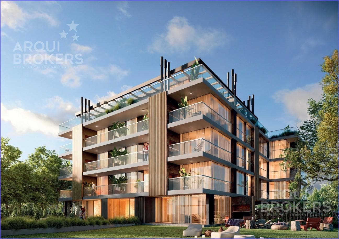 Three-bedroom apartment for sale in Lagomar