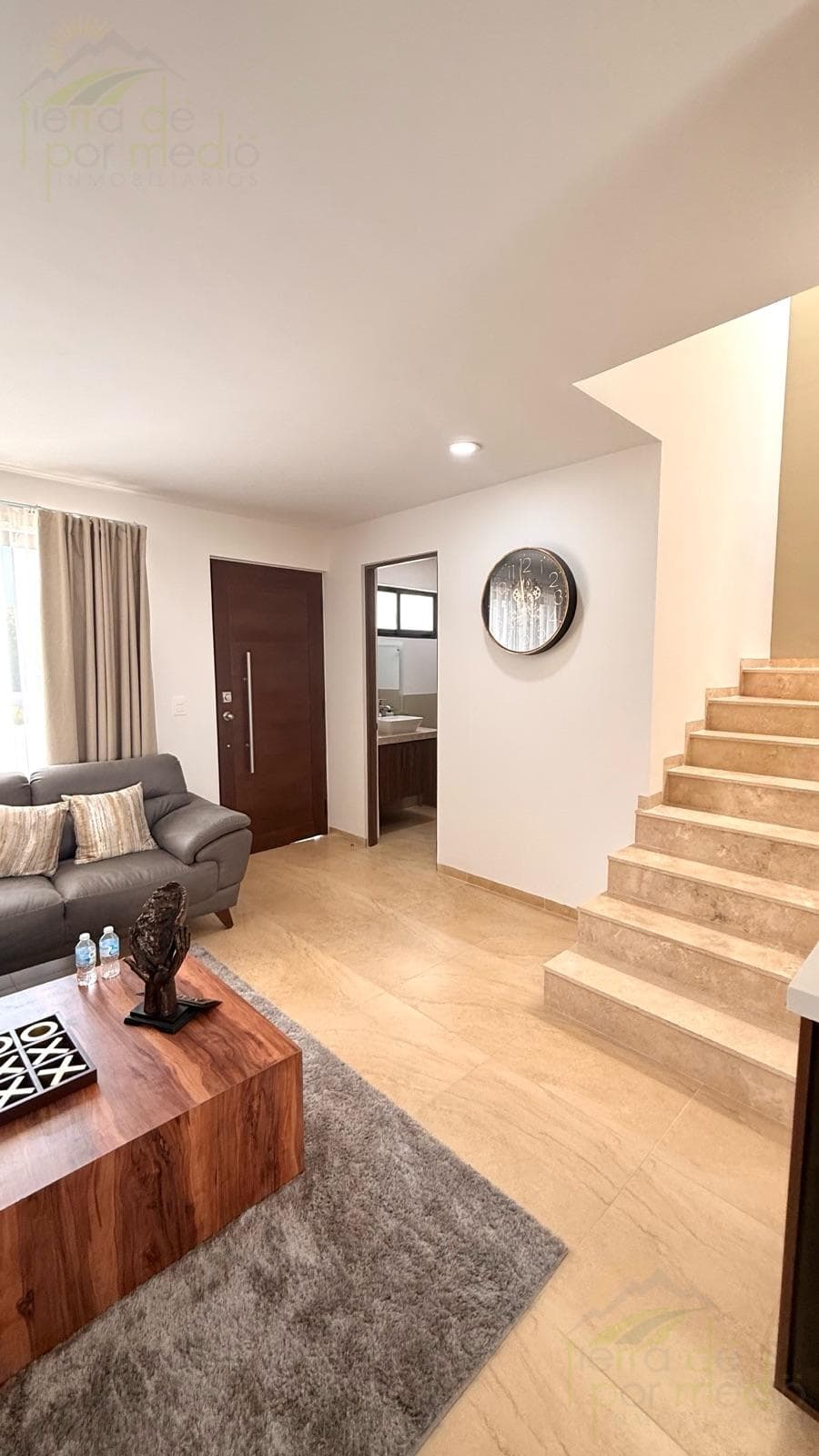 House for Sale on a Private Street with a VIP Movie Theater, Juriquilla, Querétaro