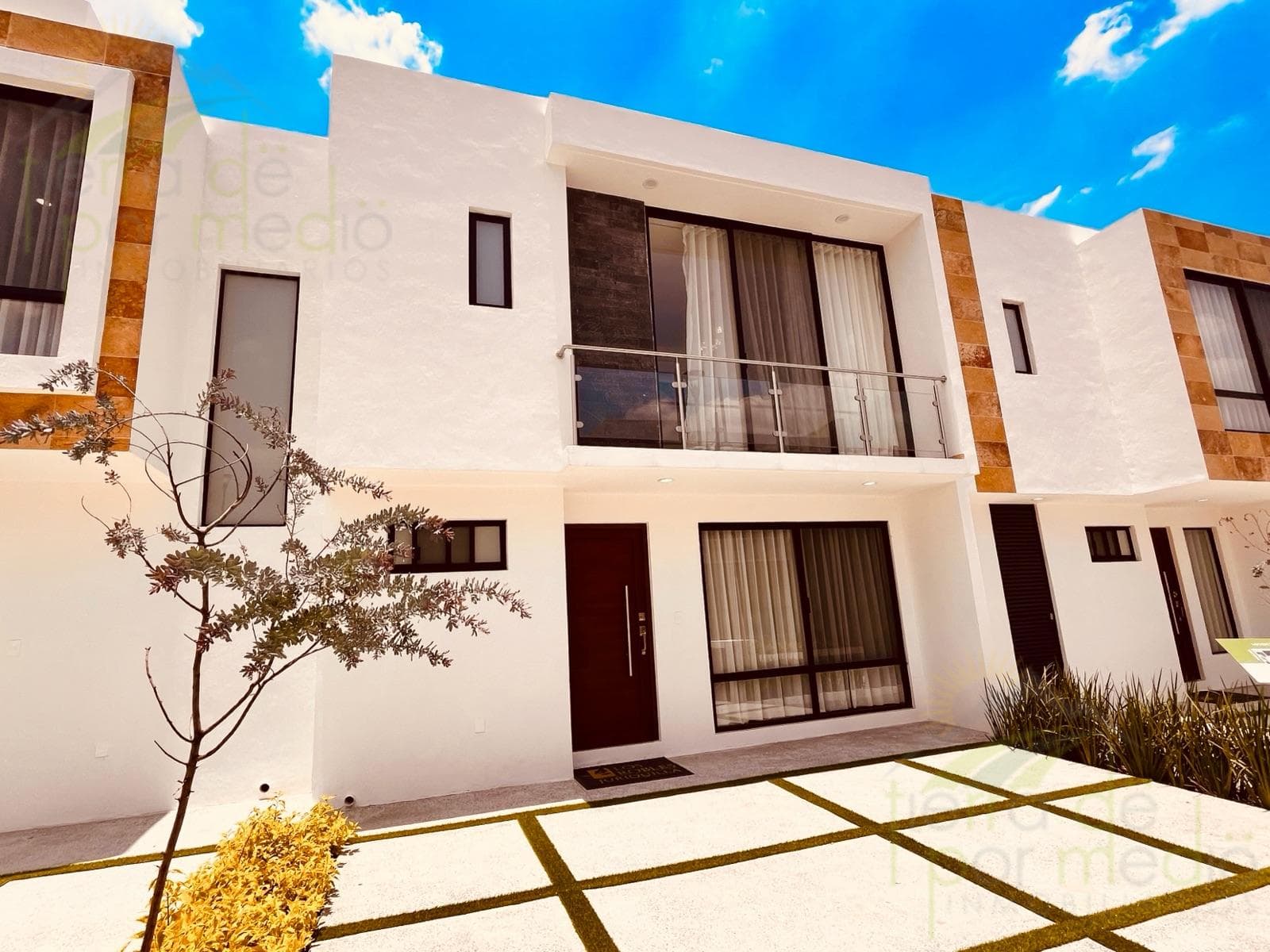 House for Sale on a Private Street with a VIP Movie Theater, Juriquilla, Querétaro