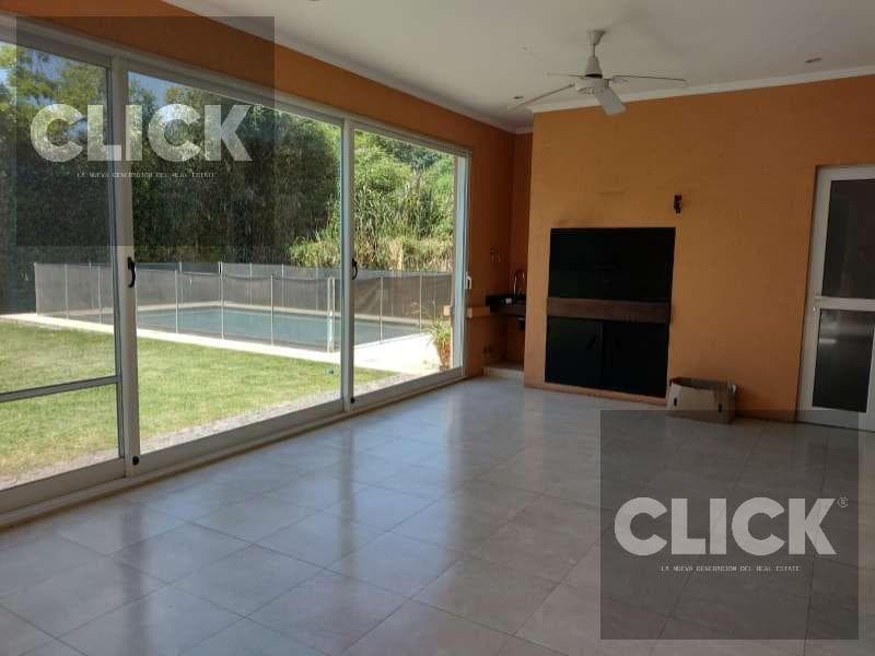 For Sale - 6-Bedroom House in Country Club San Carlos - Malvinas Argentinas