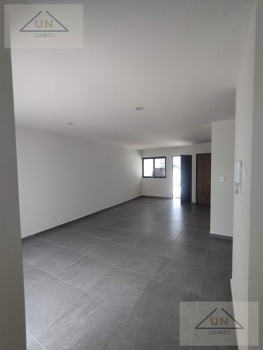 4-BEDROOM WITH A POOL AND GYM