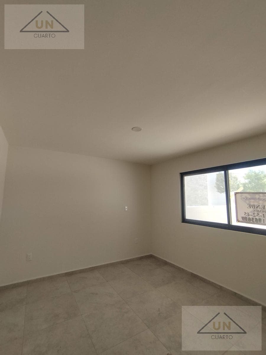 4-BEDROOM WITH A POOL AND GYM