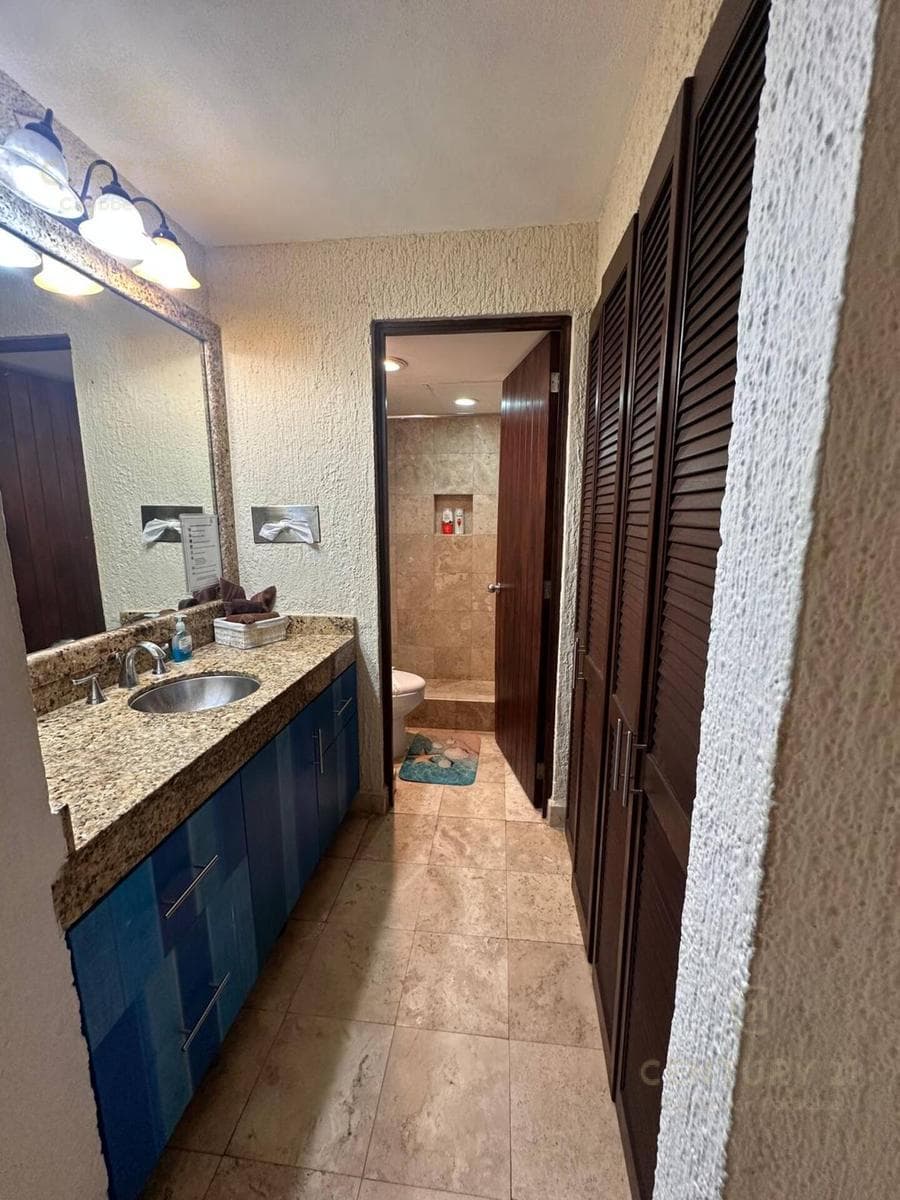 Departamento 1 Recamara Frente al mar en Venta en Cancun | C3998