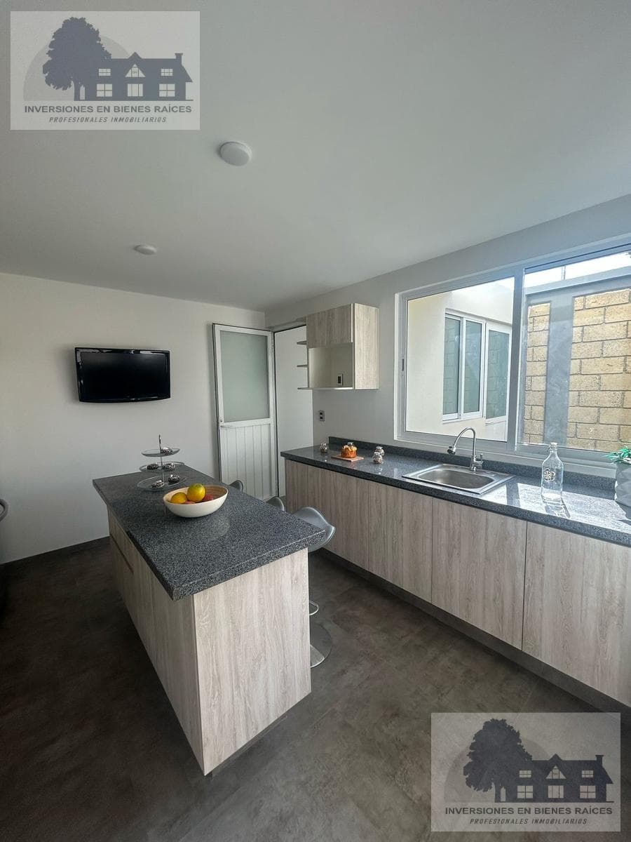 Excellent Opportunity: House for Sale in San Mateo Atenco, Just a Few Minutes from Lerma Avenue