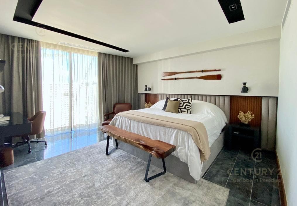 Departamento en venta en Shark Tower con vista al mar y a Puerto Cancún C4000