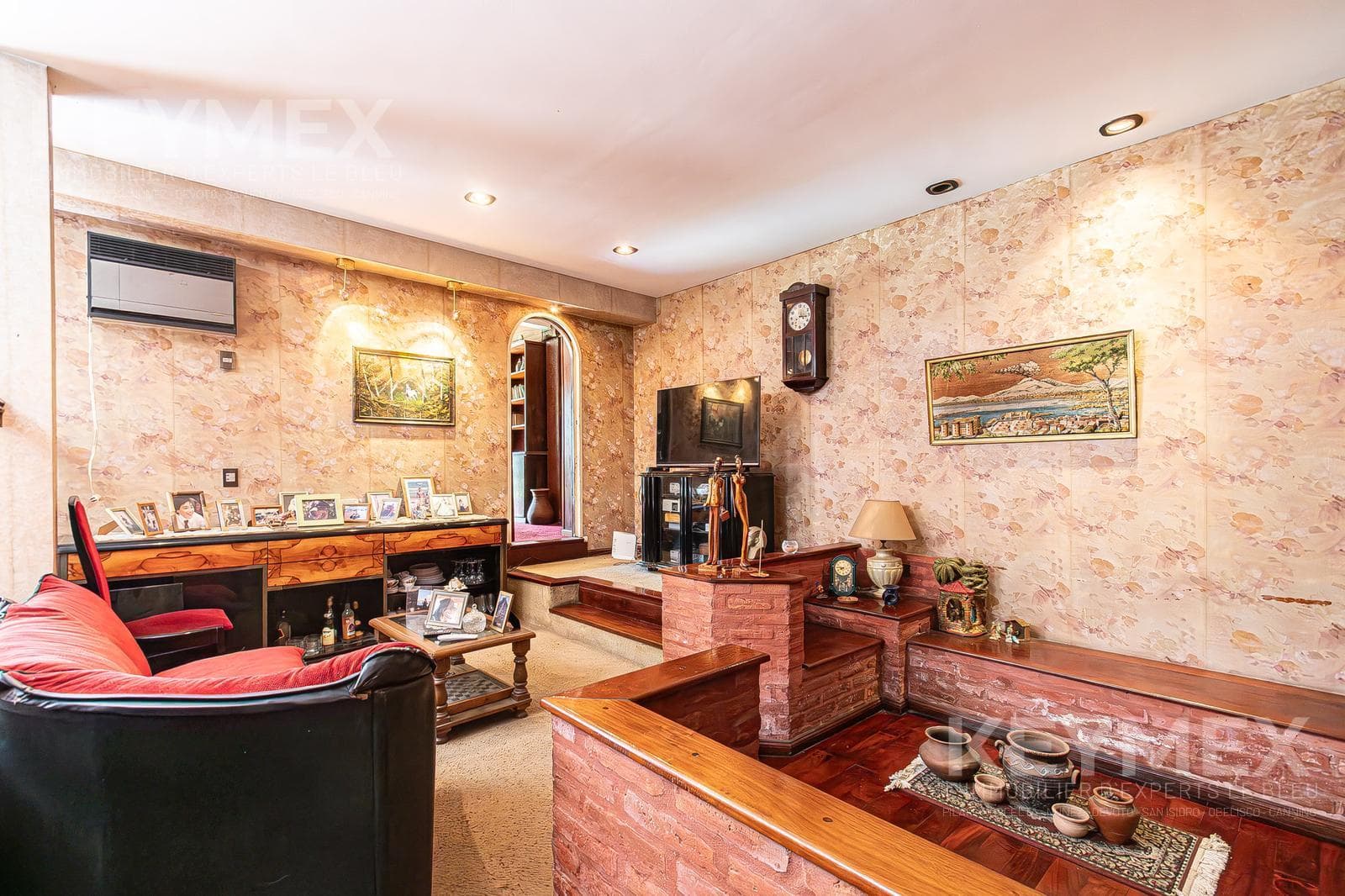 House for sale with a pool in the San Martín residential area