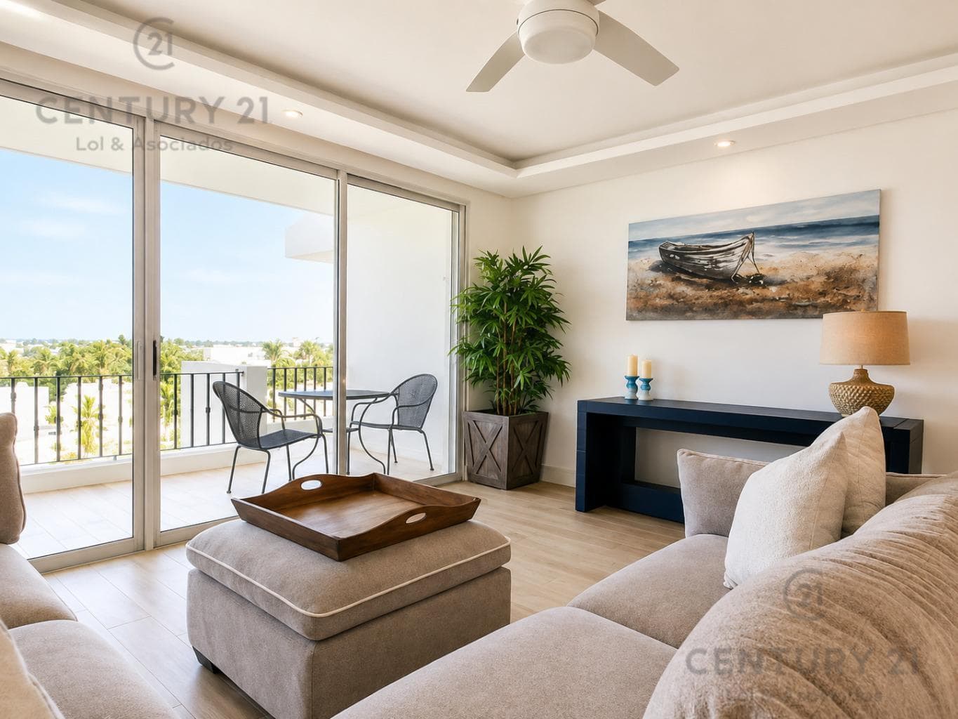 Apartment in the Playa Diamante Subdivision
